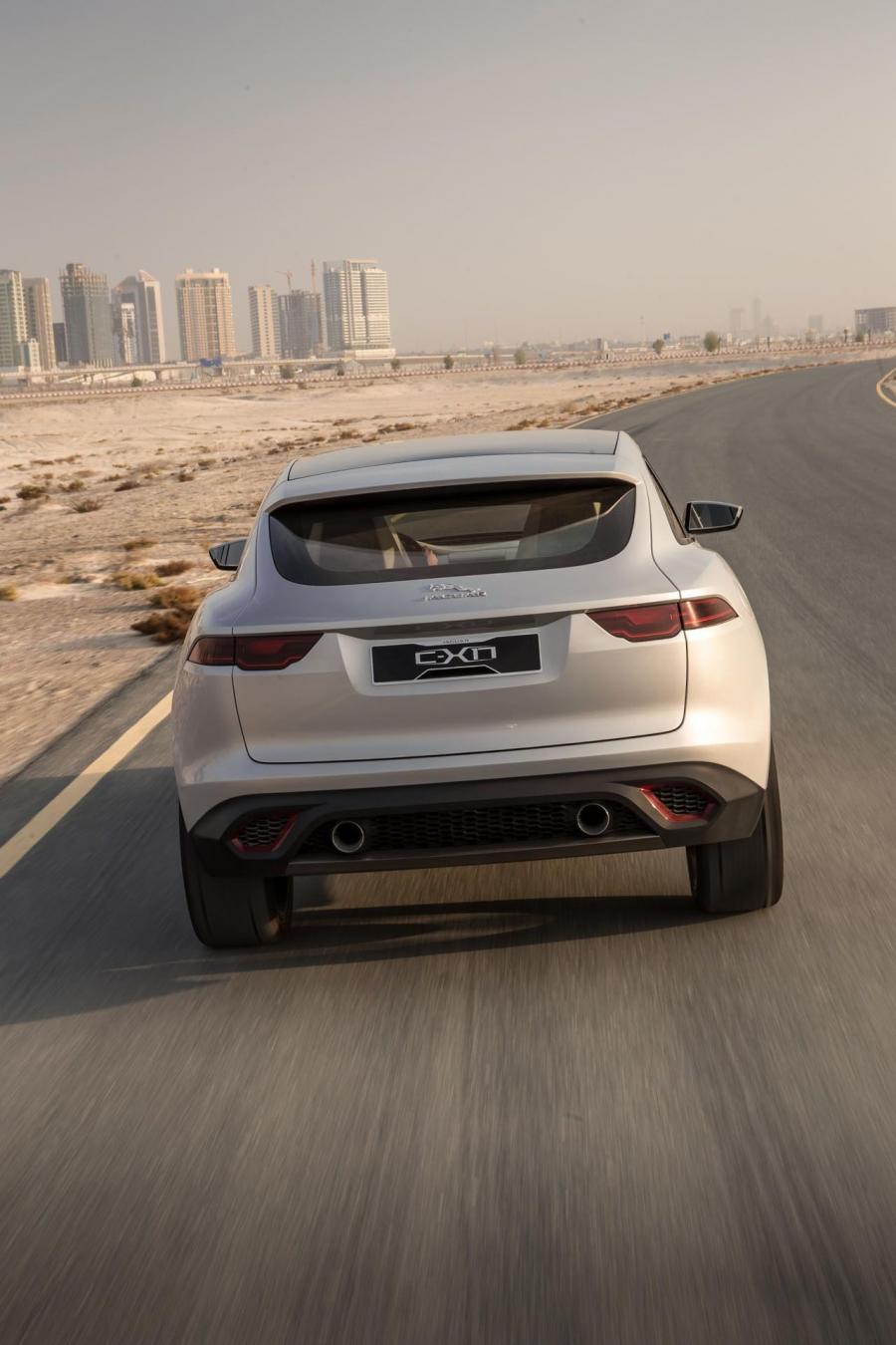  Jaguar C-X17 Concept in Liquid Aluminum 2013 года  (фото 9 из 38)